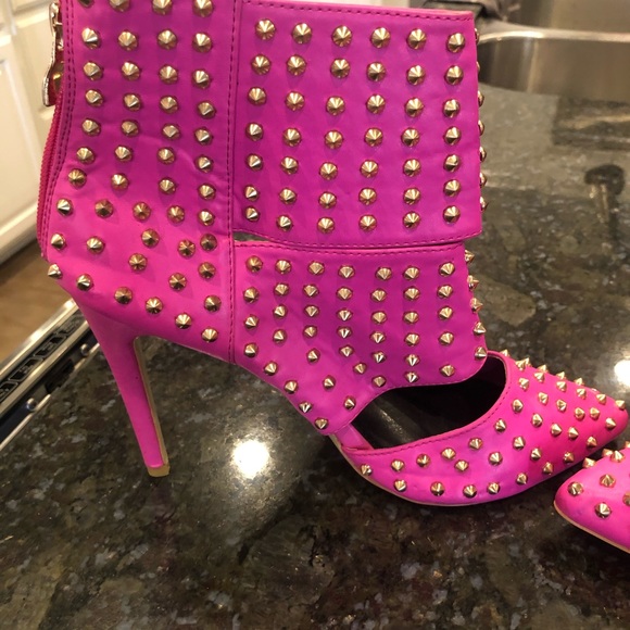 Redkiss Shoes - Picture 6 of 7